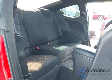 2016 Hyundai Genesis 3.8 Base z USA, uszkodzony, nr VIN KMHHT6KJ6GU134271